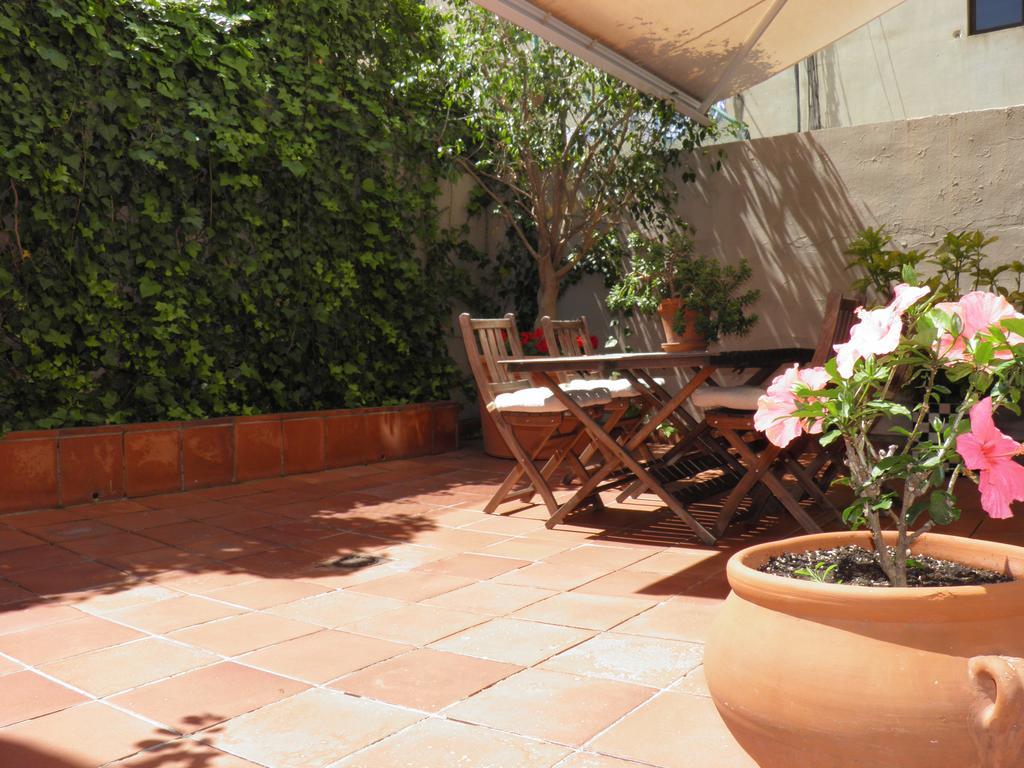 Suitur Courtyard Apartment Barcelona Buitenkant foto