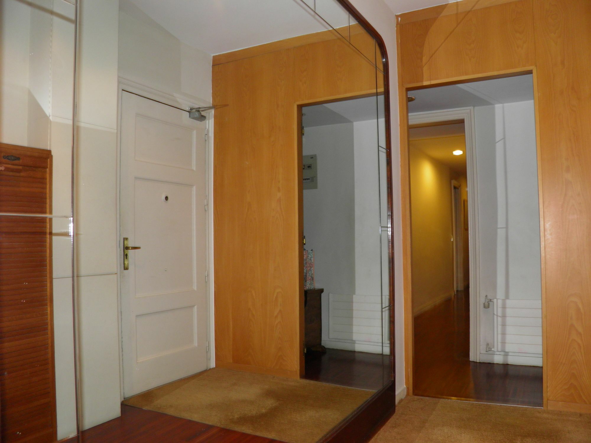 Suitur Courtyard Apartment Barcelona Buitenkant foto